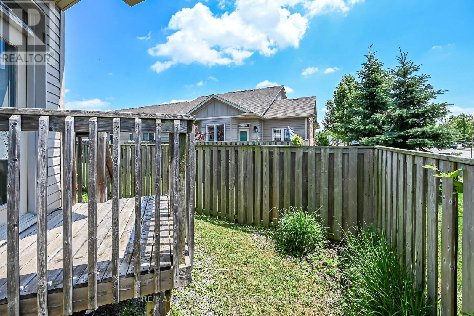 14 ECKER LANE - 46