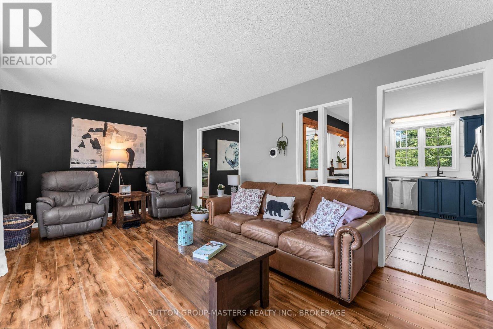715 COLLINS BAY ROAD - 7