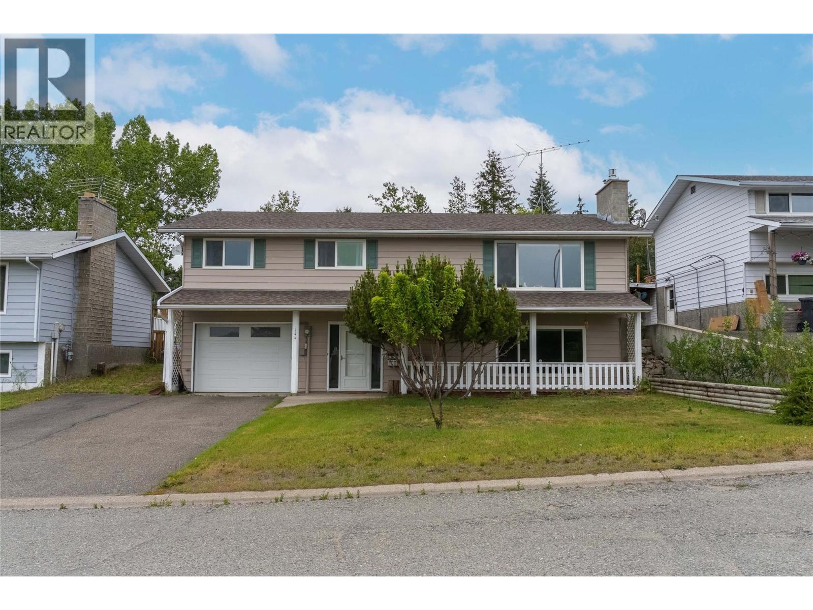 144 Birch Crescent - 1