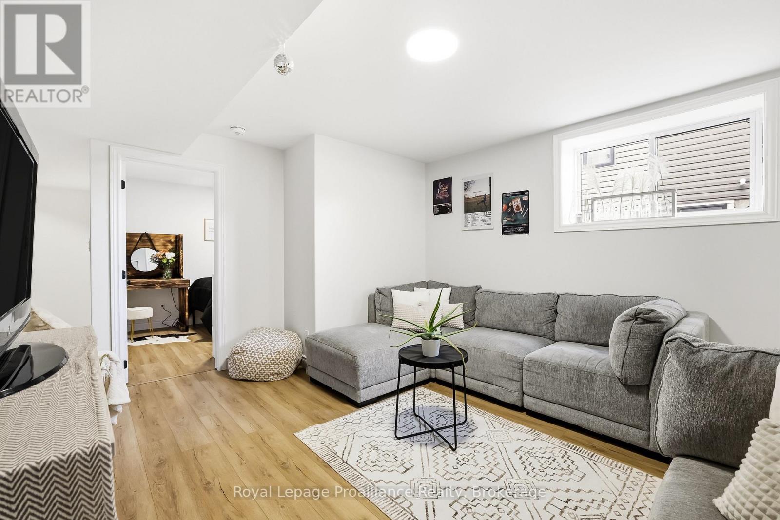 35 RABBIT ROAD - 36