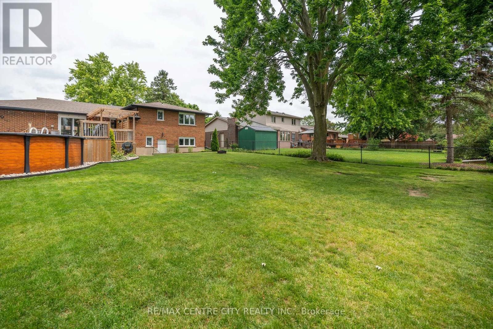 159 SHERWOOD CRESCENT - Image 13