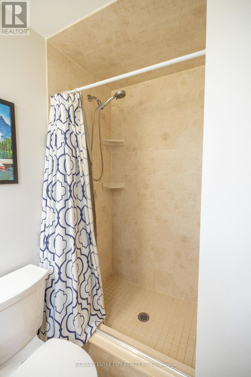 159 SHERWOOD CRESCENT - Image 46
