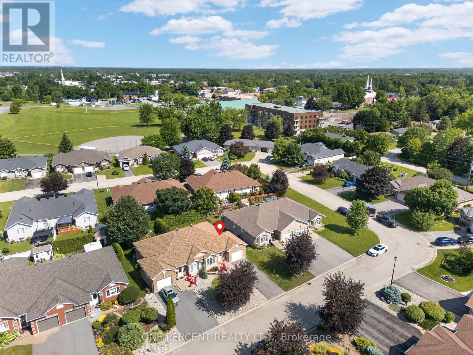 17 DR GORDON CRESCENT - 40