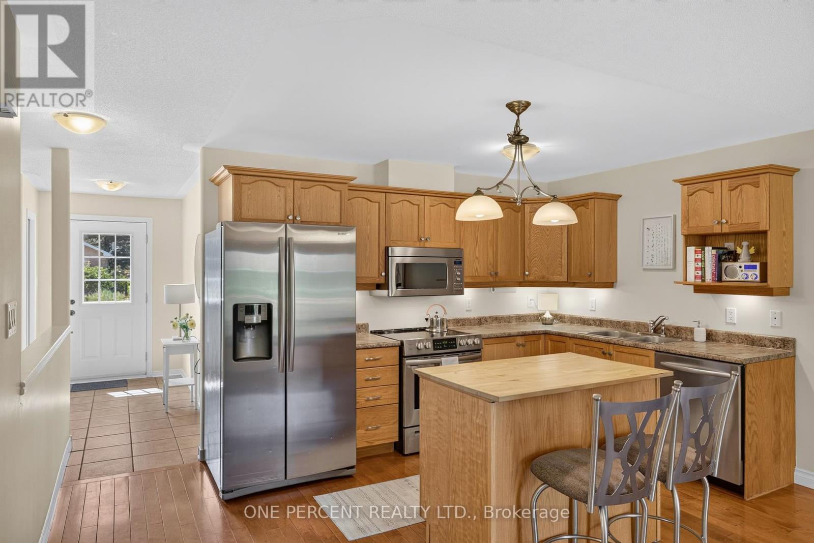 17 DR GORDON CRESCENT - 6