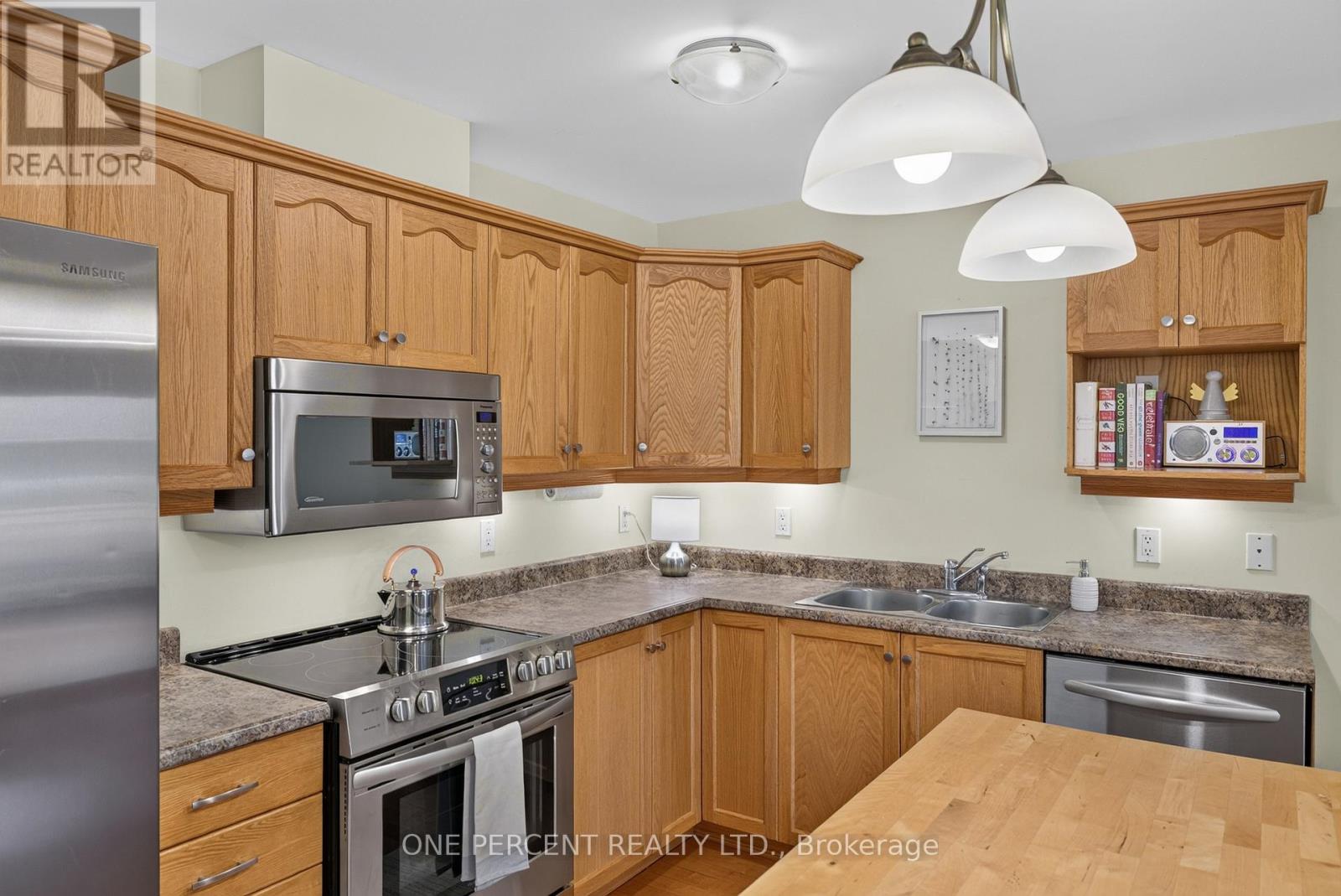 17 DR GORDON CRESCENT - 7