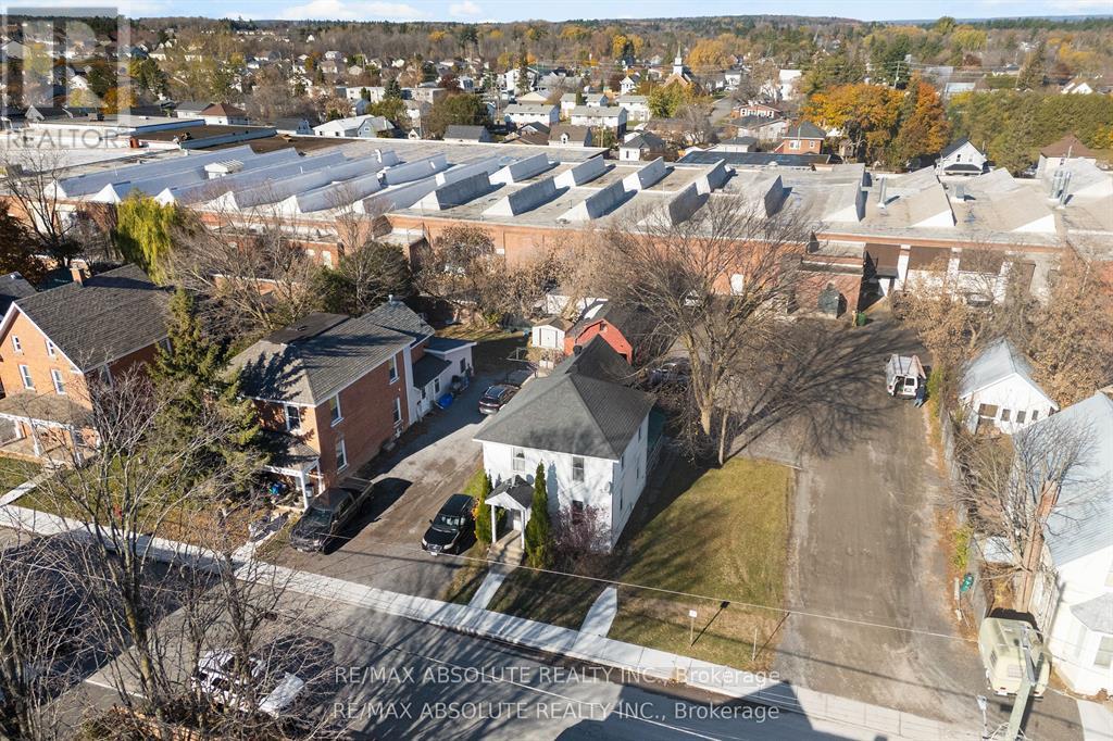 27 MACDONALD STREET S - 5