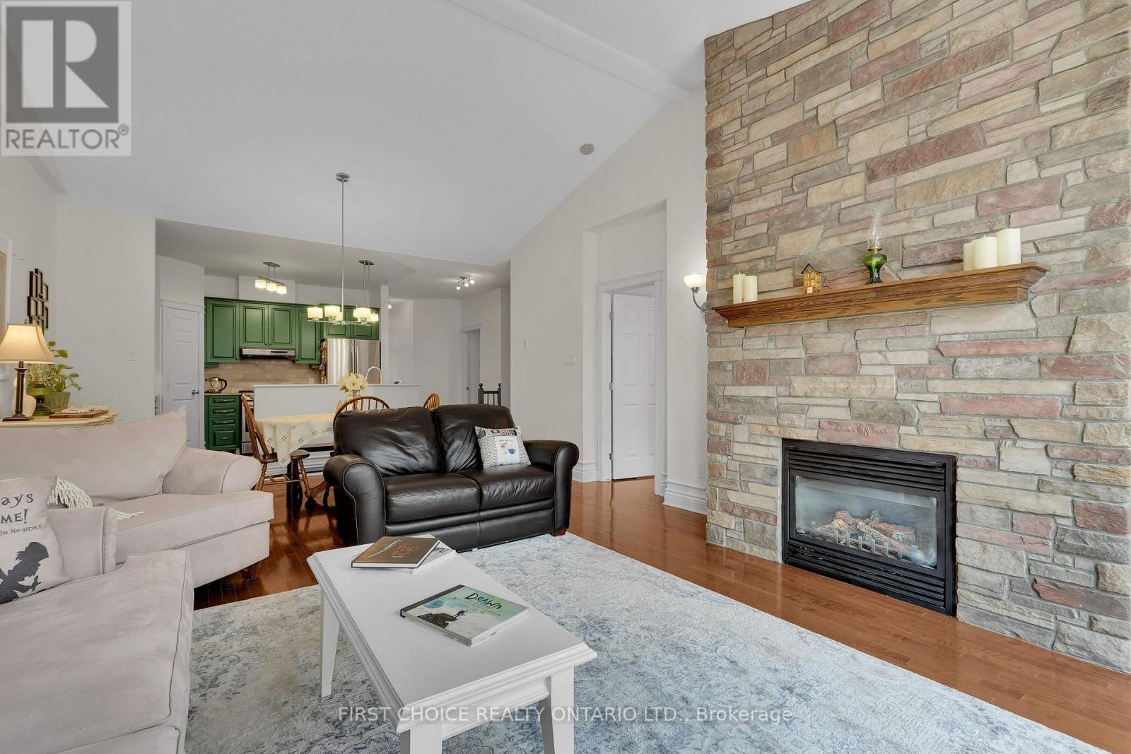 3 Bed, 3 Bath House for Sale in Ottawa – 134 MAPLE KEY PRIVATE, Ottawa – MLS# X13521884 - Image 7