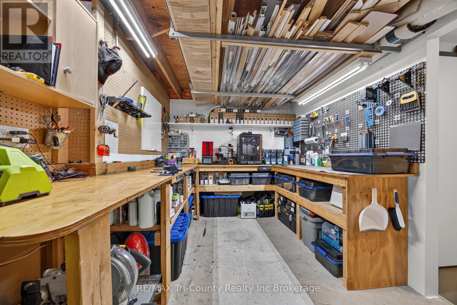 25 DEMEYERE AVENUE - Image 36