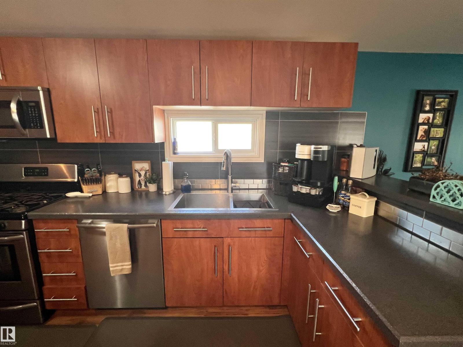 220 Evergreen Mobile PA NW - 9