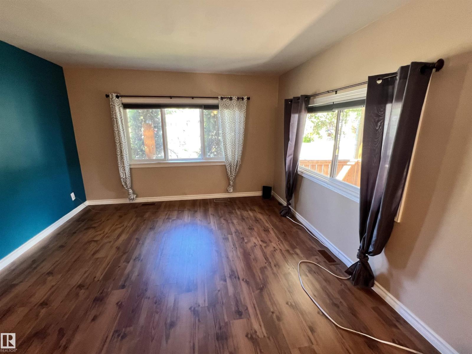 220 Evergreen Mobile PA NW - 29