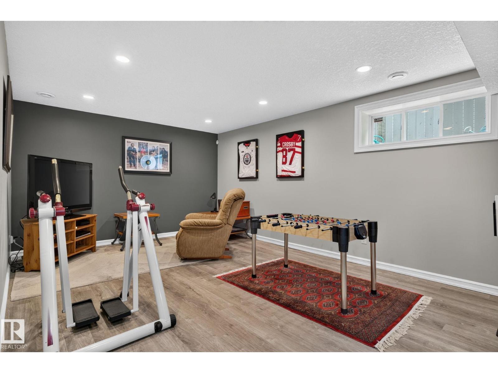3611 15A ST NW — photo 43