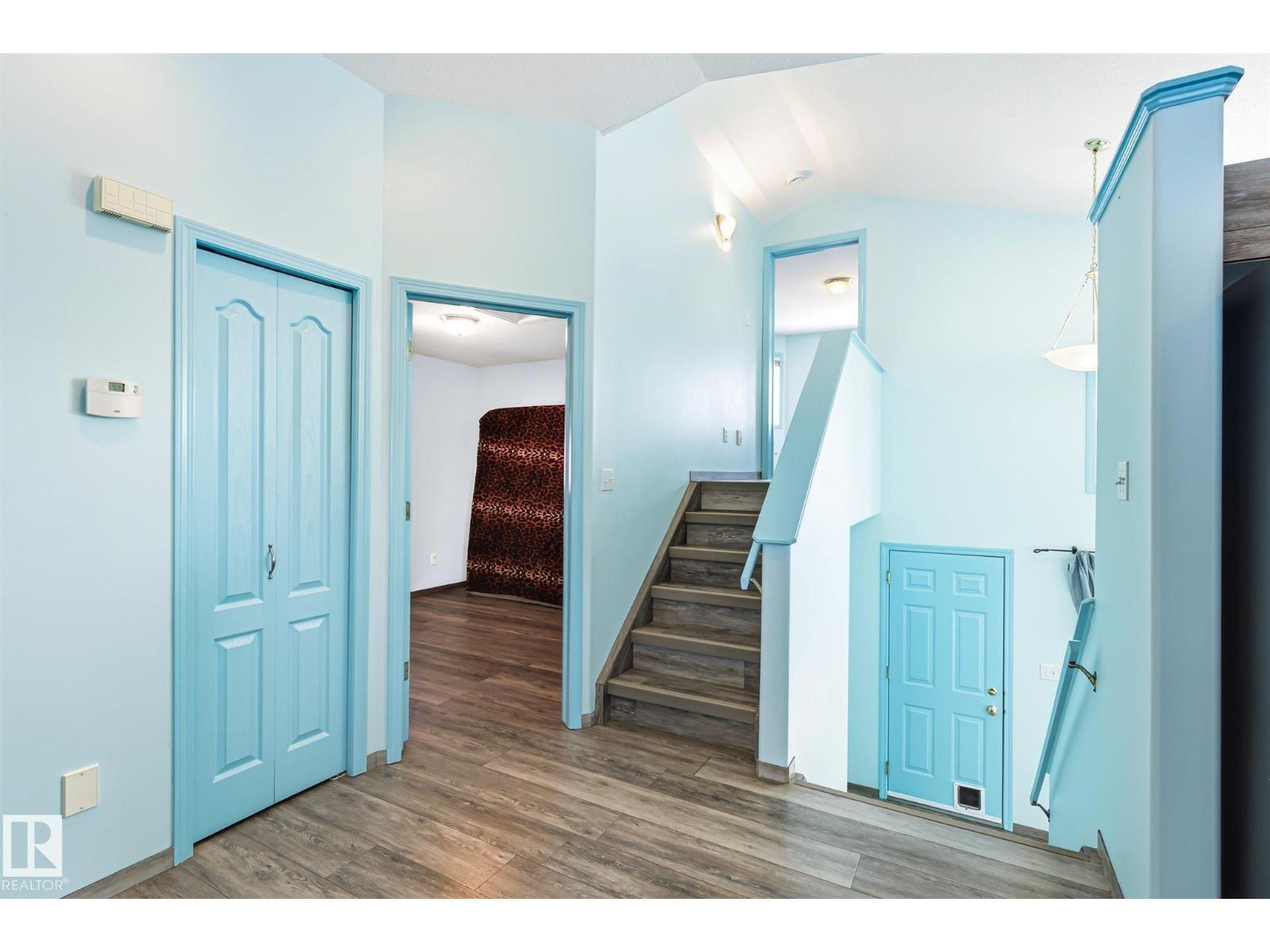 14908 137 ST NW - 20