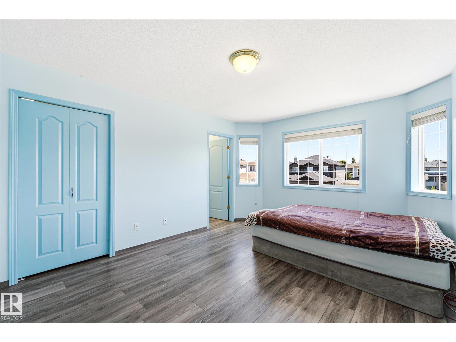 14908 137 ST NW - 22