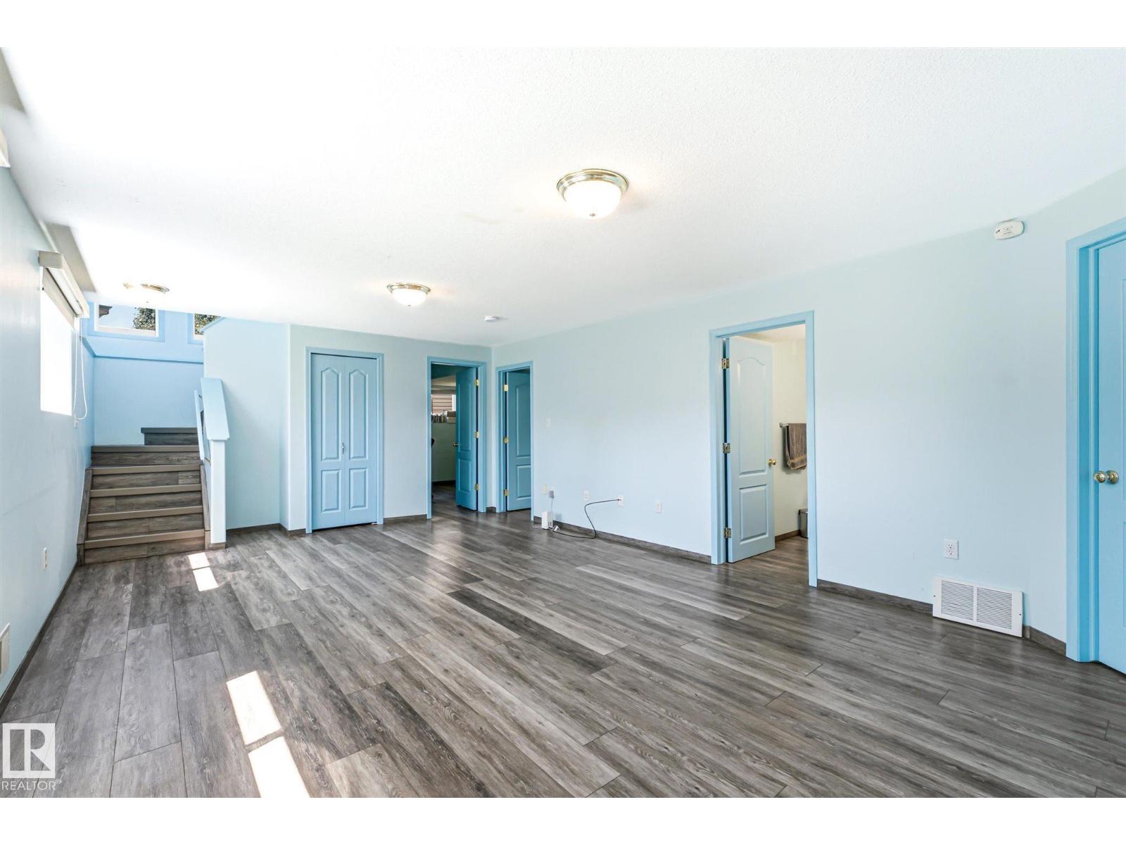 14908 137 ST NW - 30