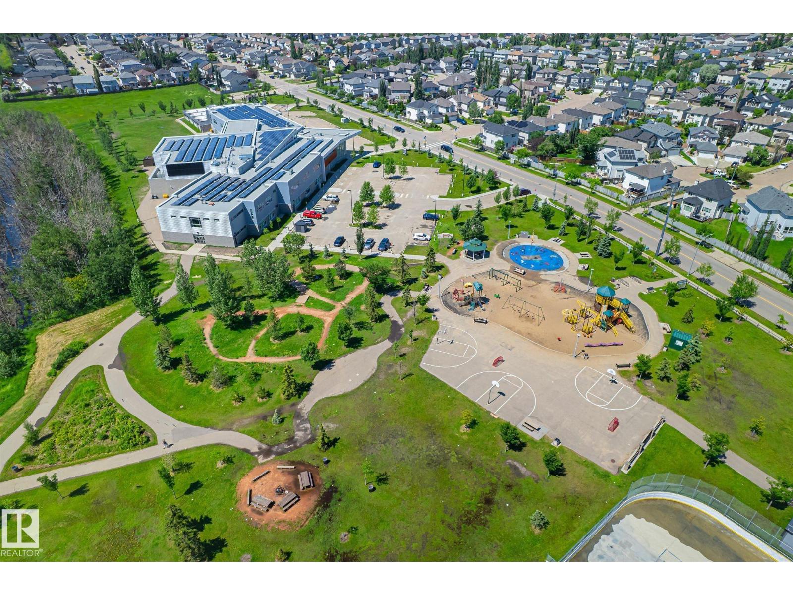 14908 137 ST NW - 52