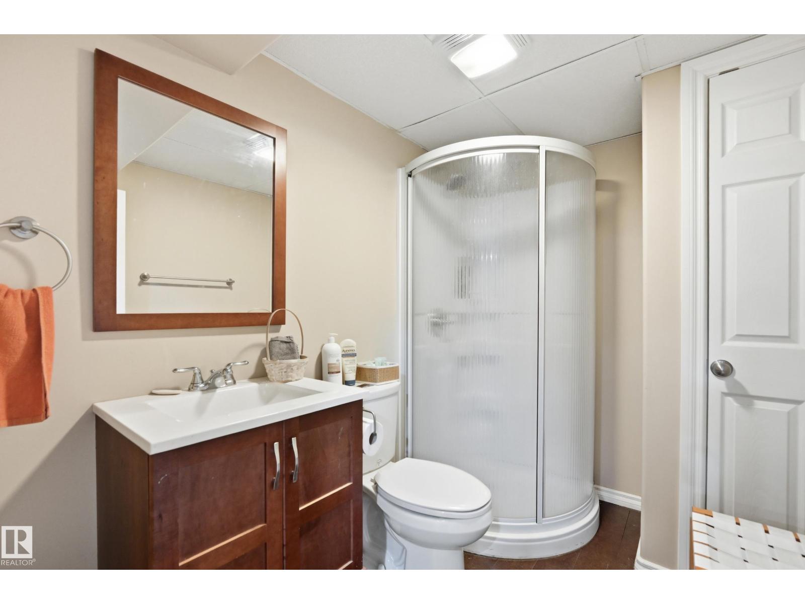 5028 47 ST - 36