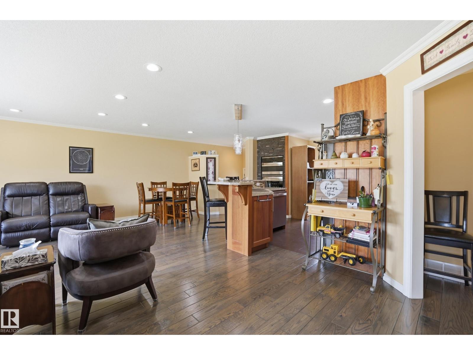 5028 47 ST - 5