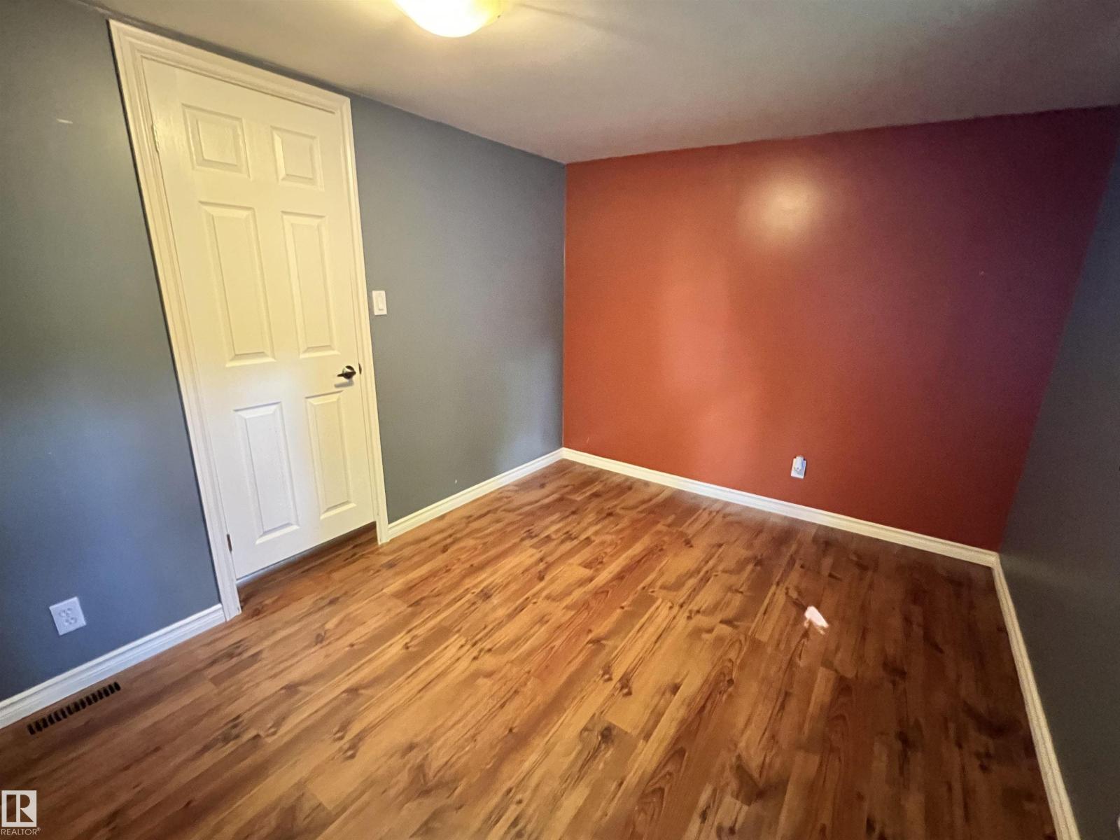 220 Evergreen Mobile PA NW - 37