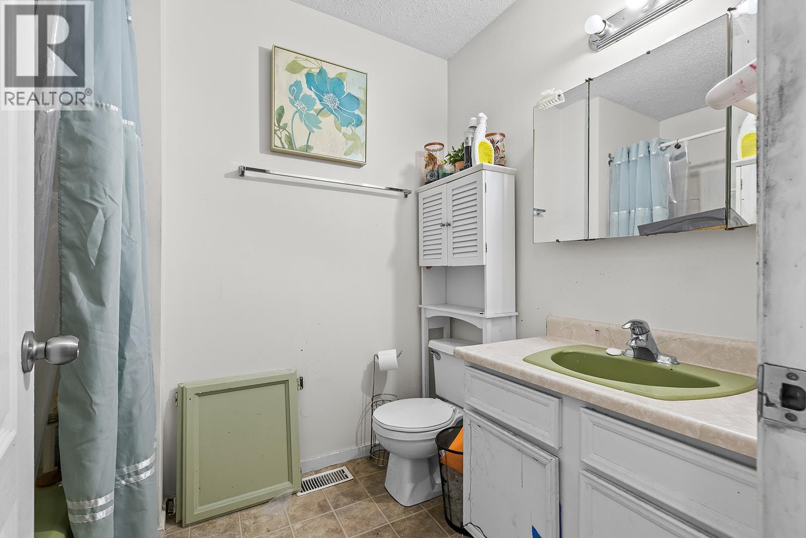3374 McMillan Road - 14