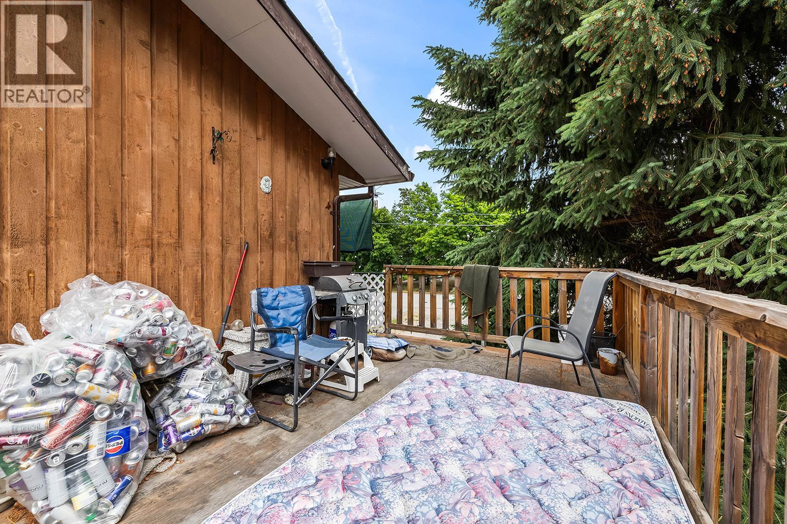 3374 McMillan Road - 16