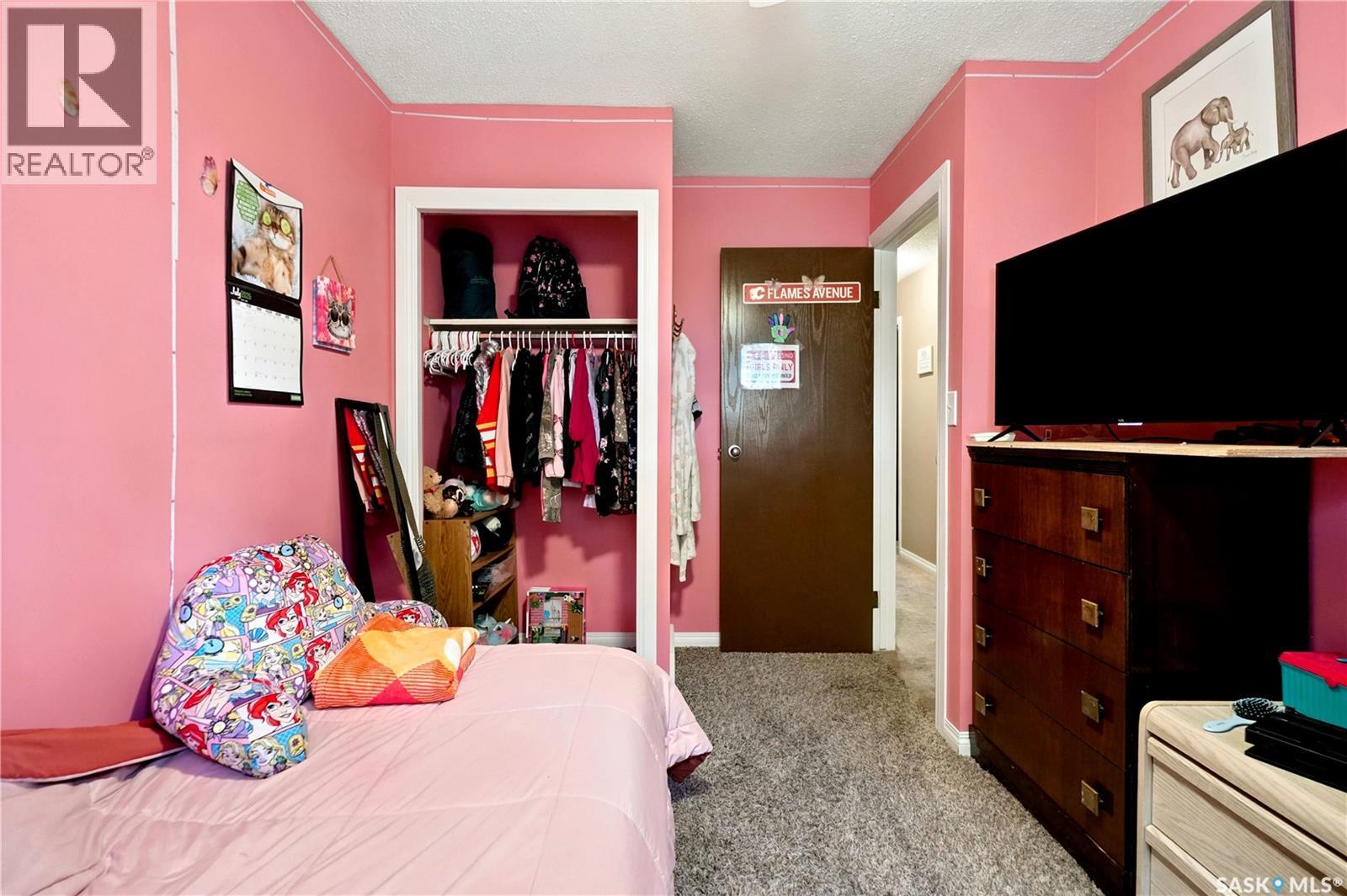 109 Church DRIVE — photo 12