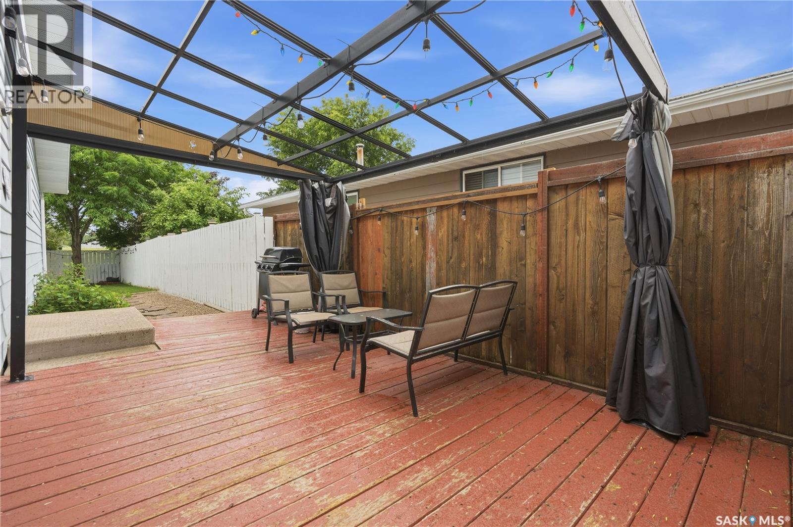 109 Church DRIVE — photo 25