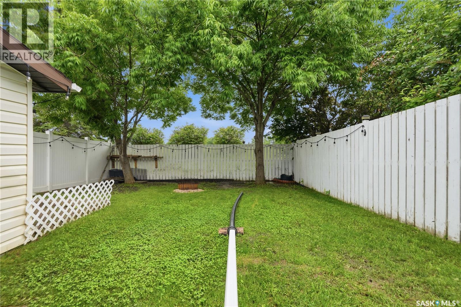 109 Church DRIVE — photo 29