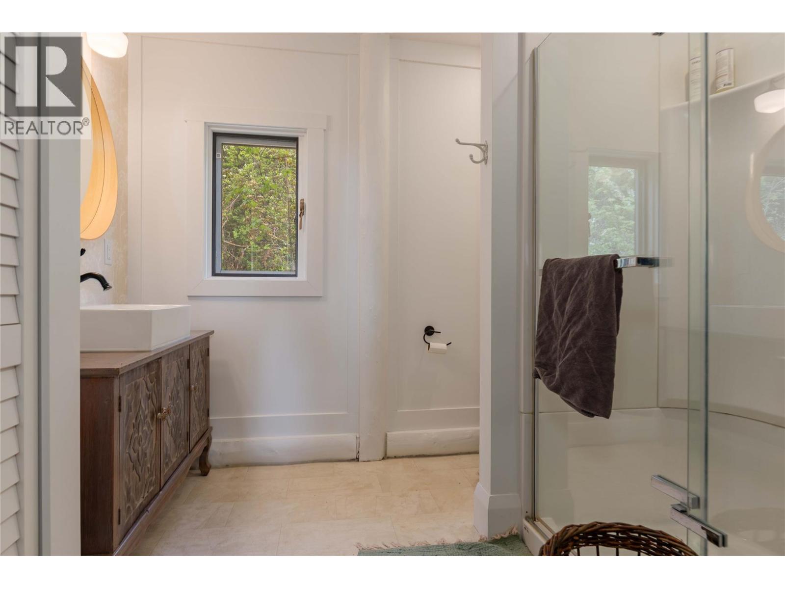 122 Silver Street - 35