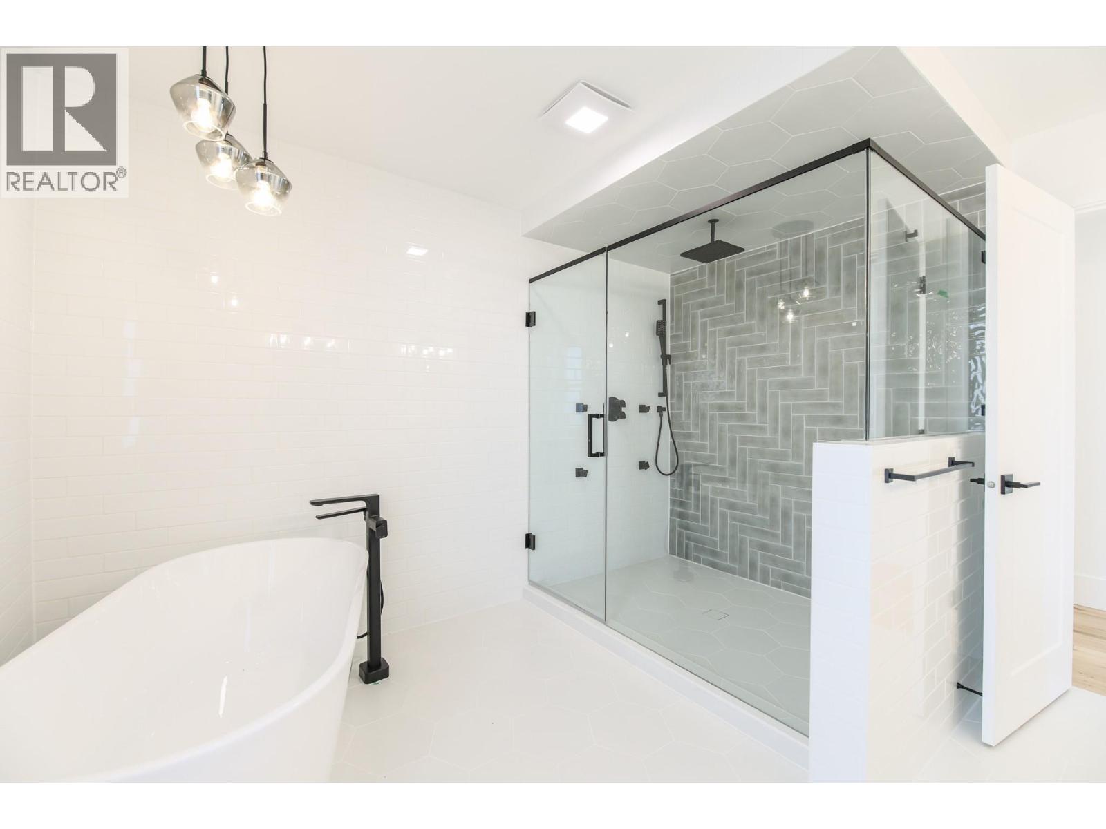 18 Chardonnay Court, Osoyoos