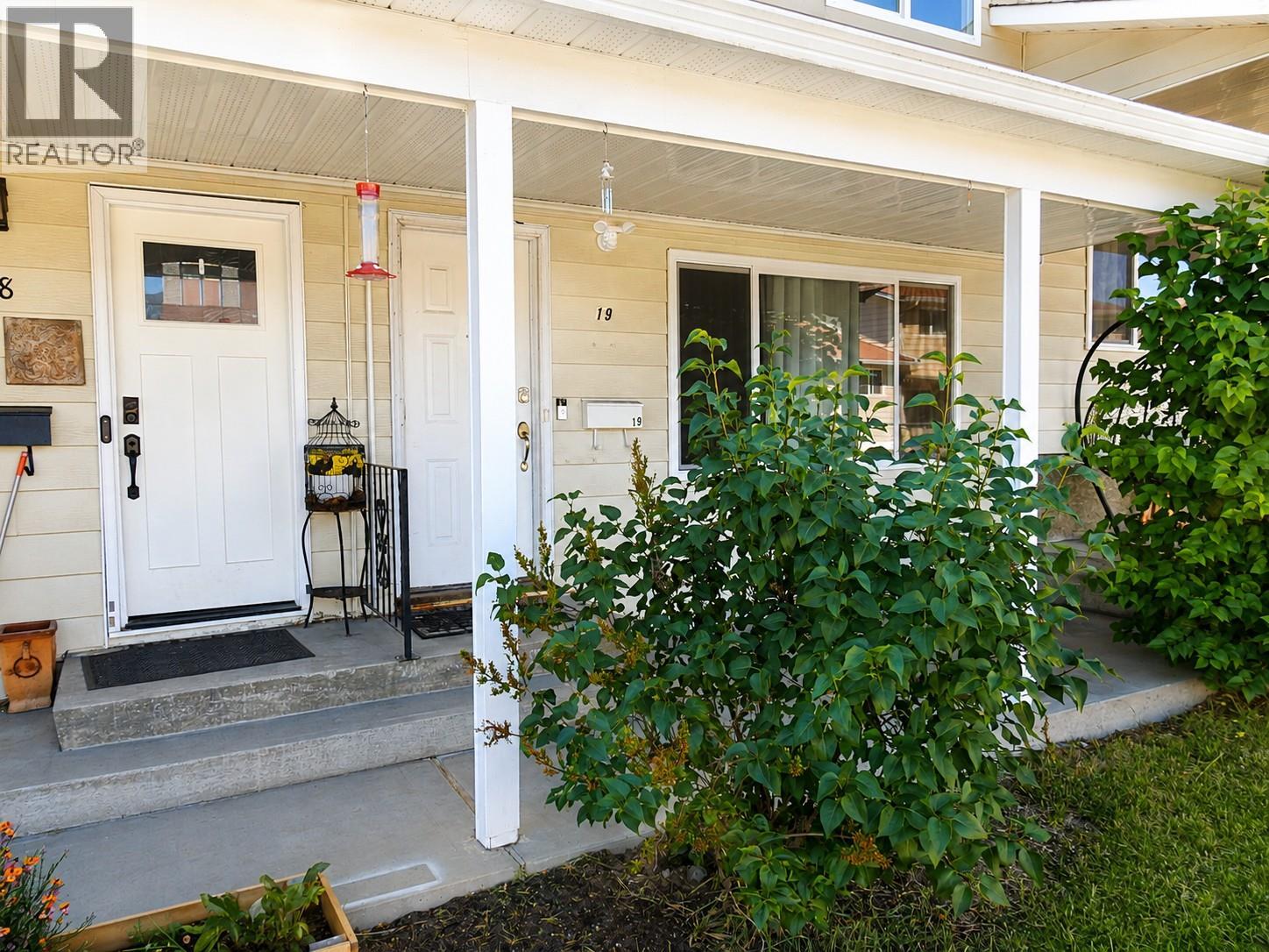 #19 3807 32 Avenue - 1
