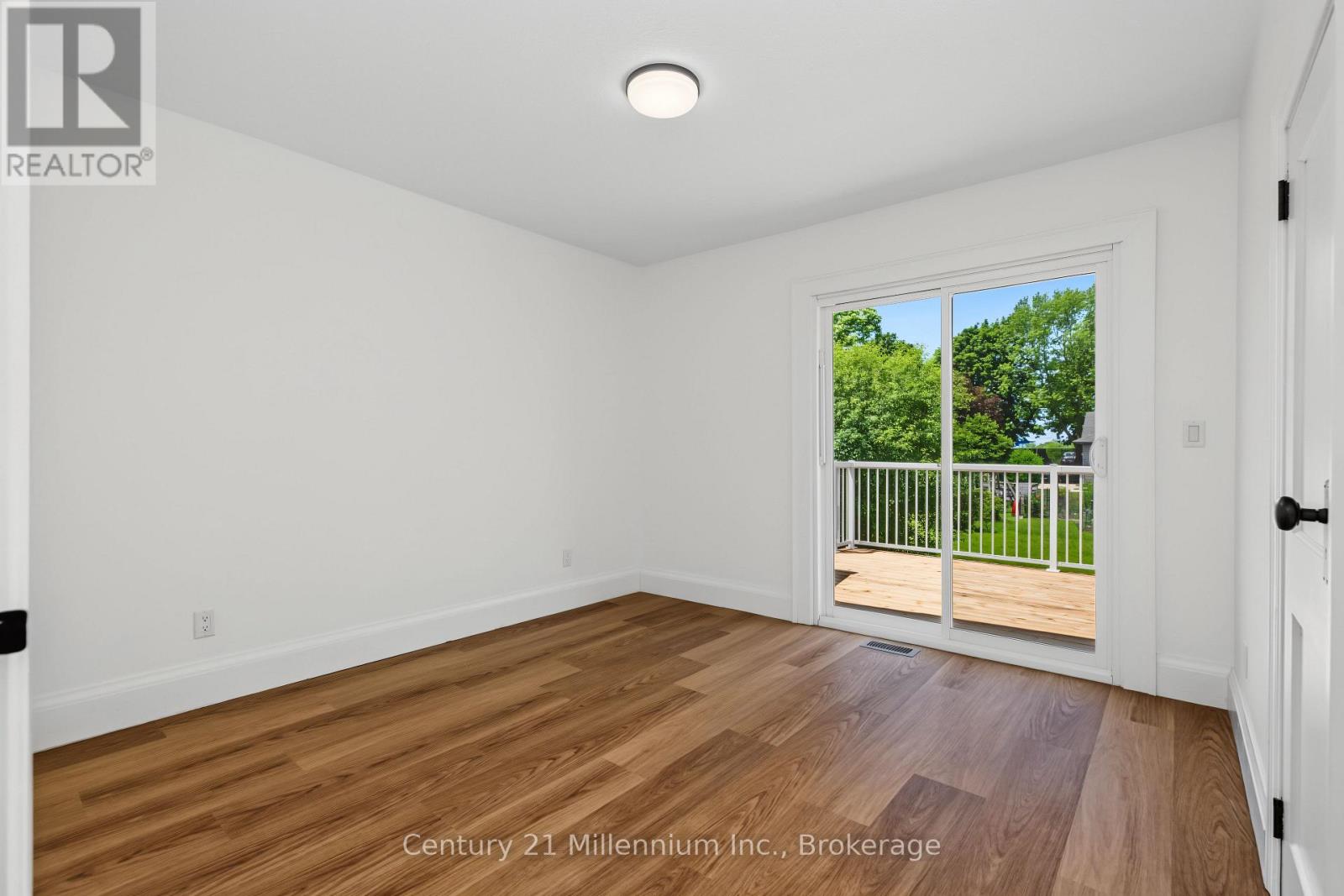 902 HURON TERRACE - 15