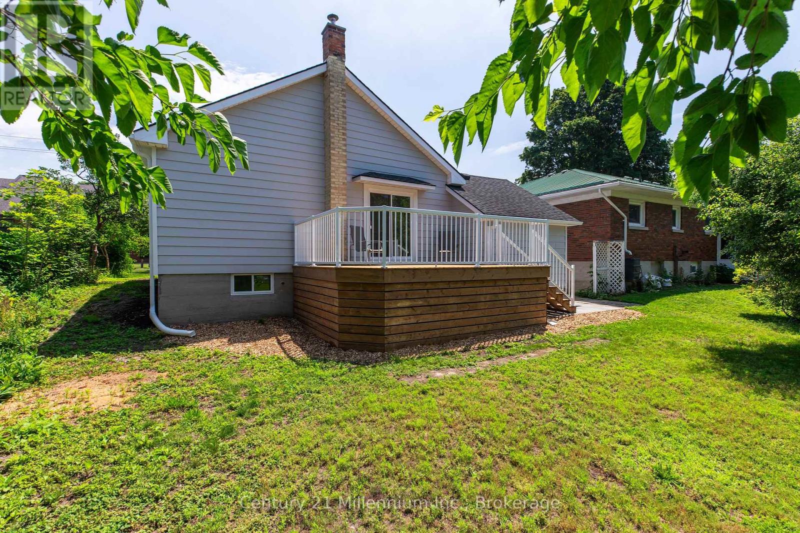 902 HURON TERRACE - 38