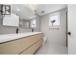 130 W Woodstock Avenue, Vancouver, BC V5Y0P4 Photo 22