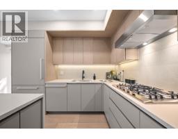 130 W Woodstock Avenue, Vancouver, BC V5Y0P4 Photo 6