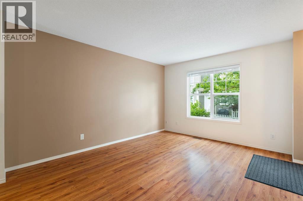 361 Elgin Gardens SE — photo 7