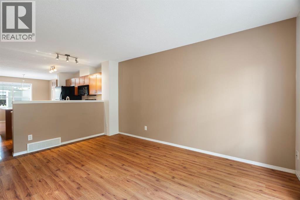 361 Elgin Gardens SE - photo 5