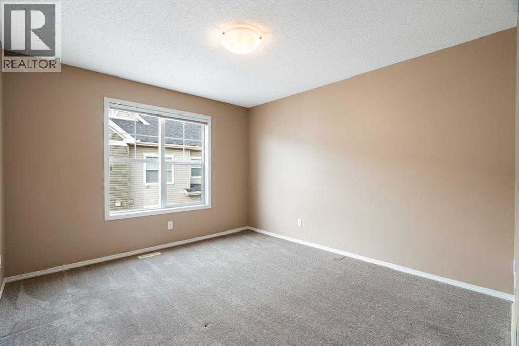 361 Elgin Gardens SE — photo 17
