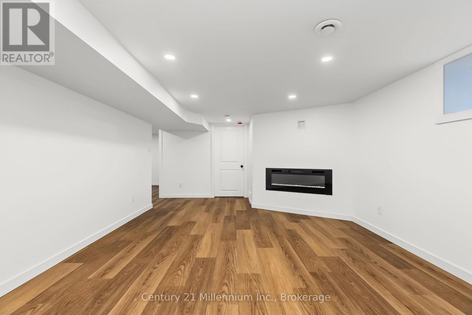 902 HURON TERRACE - 21