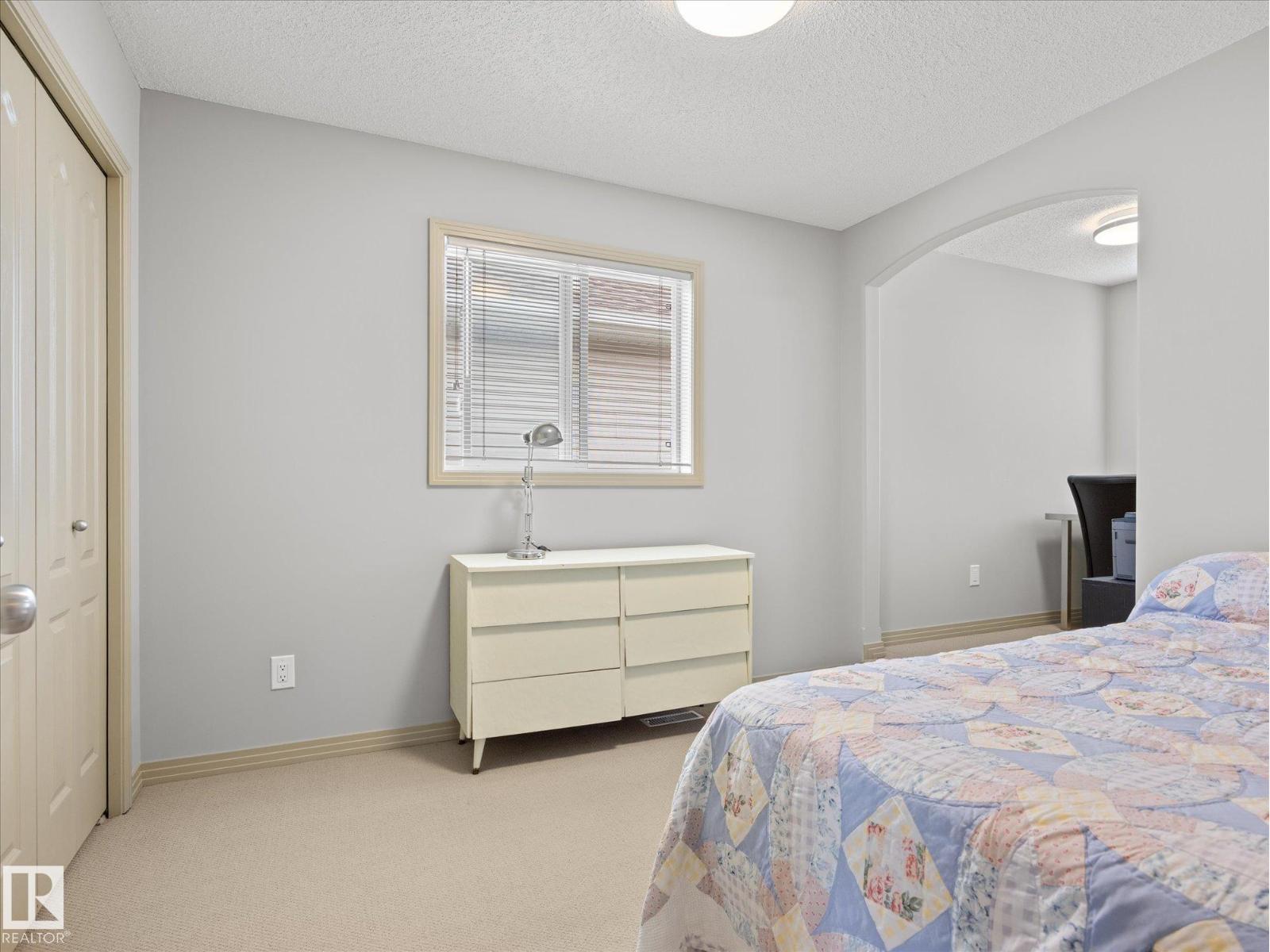 10705 180 AV NW - 21