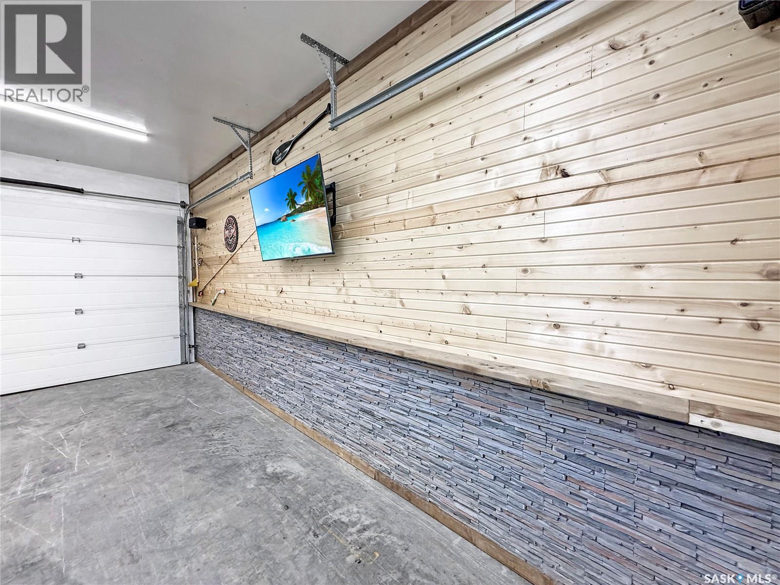 3 White Spruce CRESCENT — photo 17