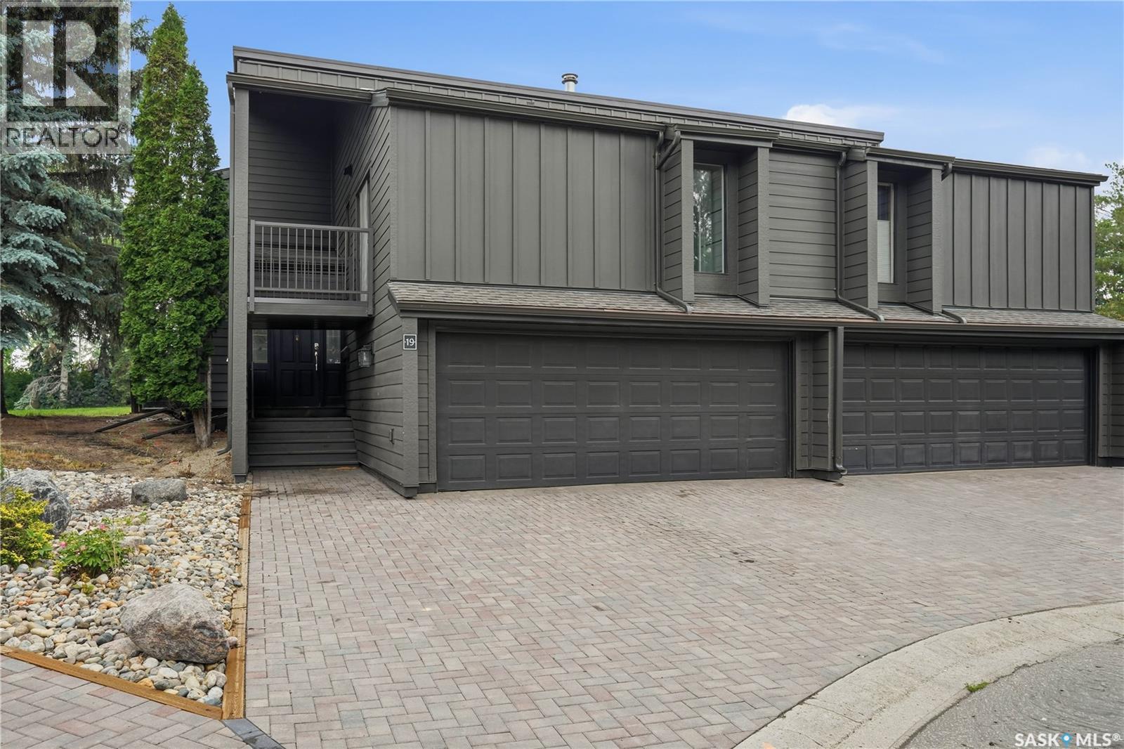 19 MARTIN CRESCENT - photo 2