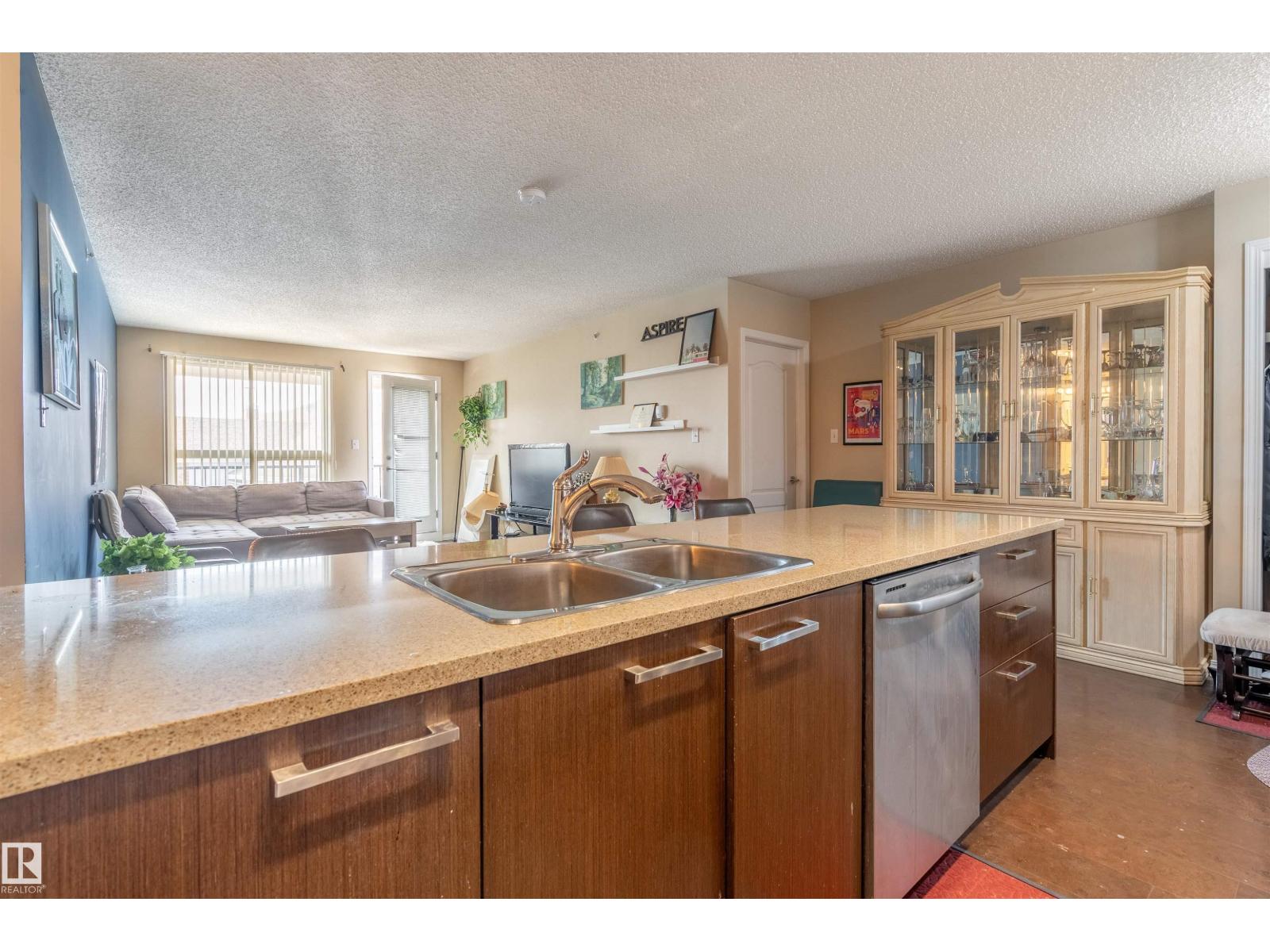 #2401 7343 SOUTH TERWILLEGAR DR NW - 6