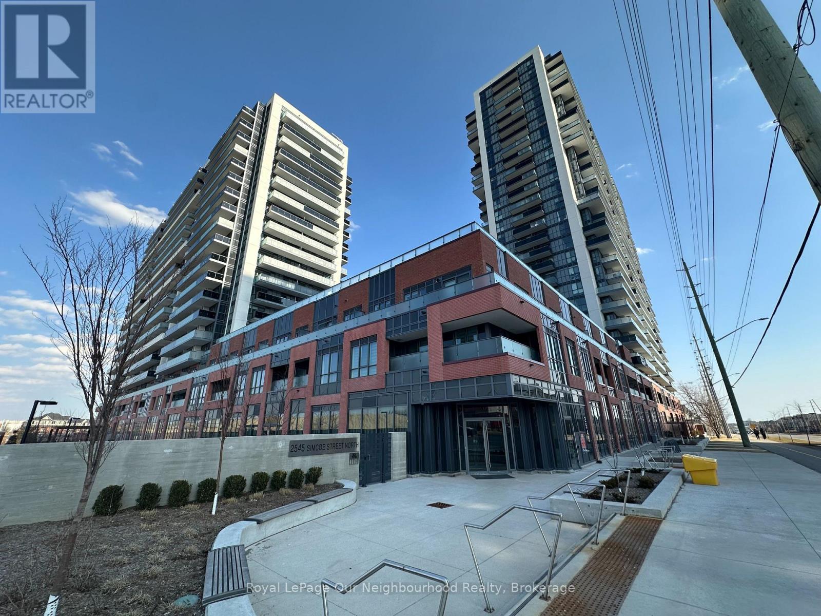 #2615 2545 SIMCOE STREET N - 1