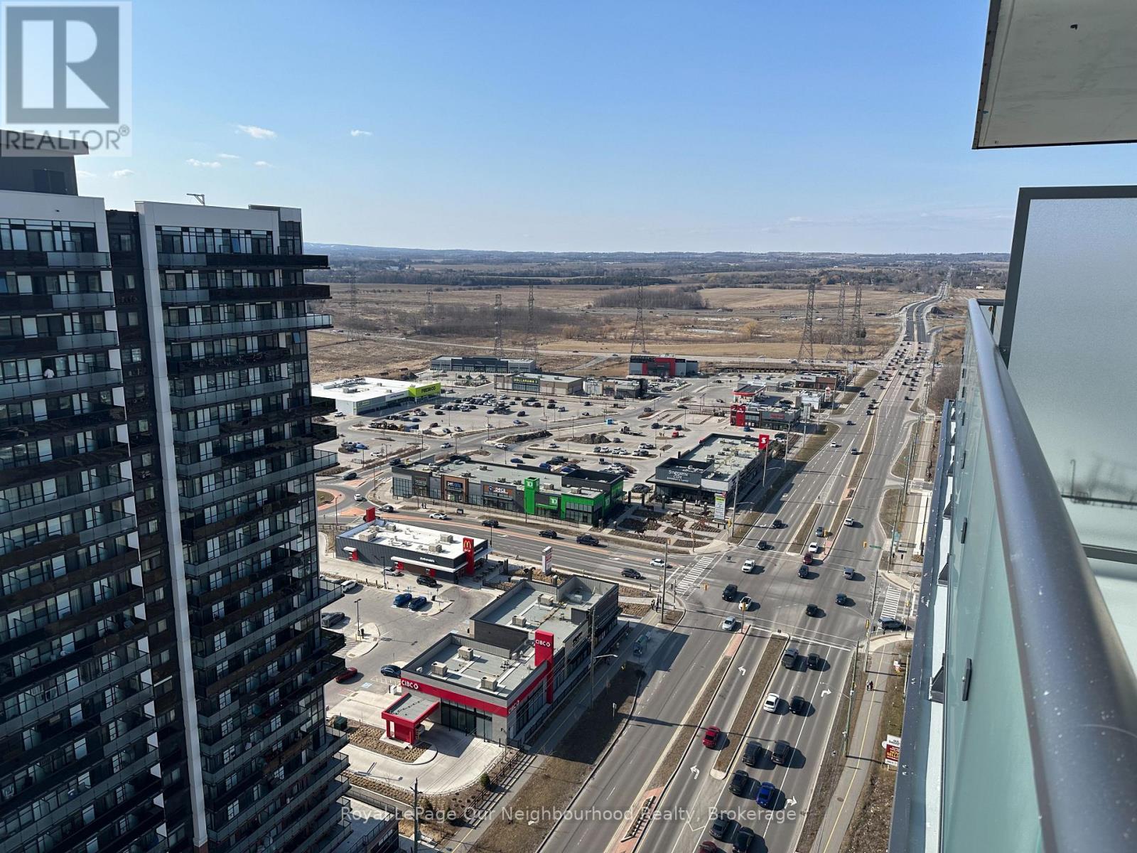 #2615 2545 SIMCOE STREET N - 12