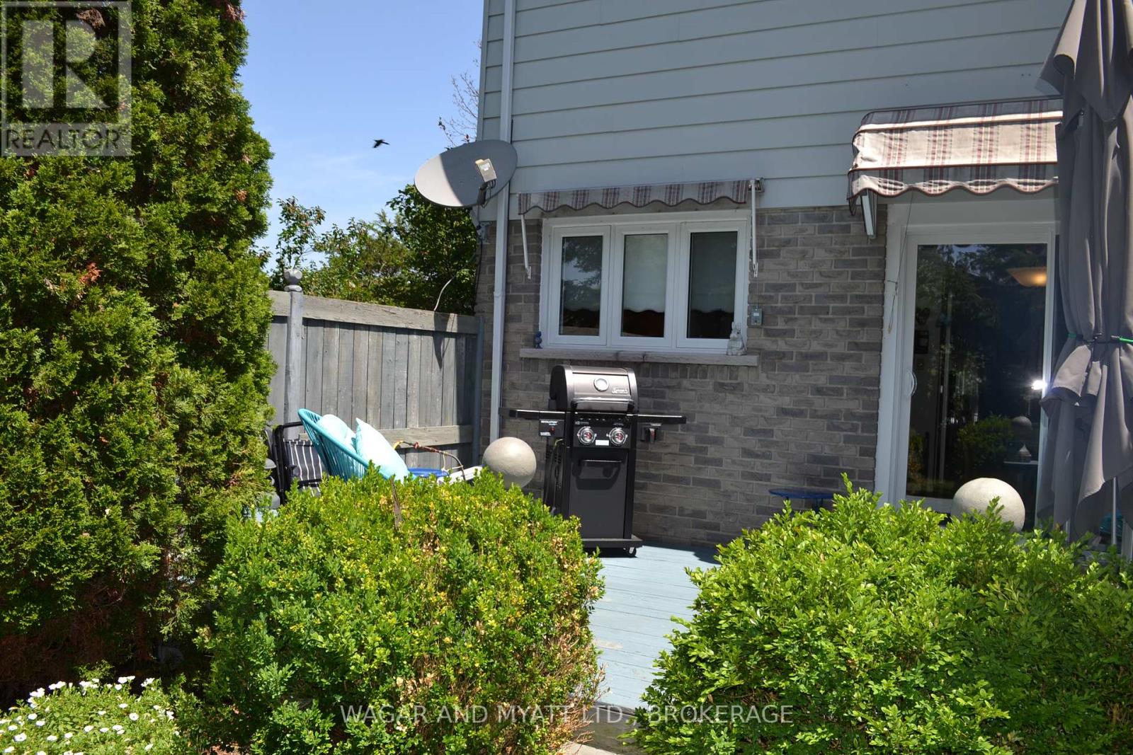 #30 60 WINCHESTER DRIVE - 18