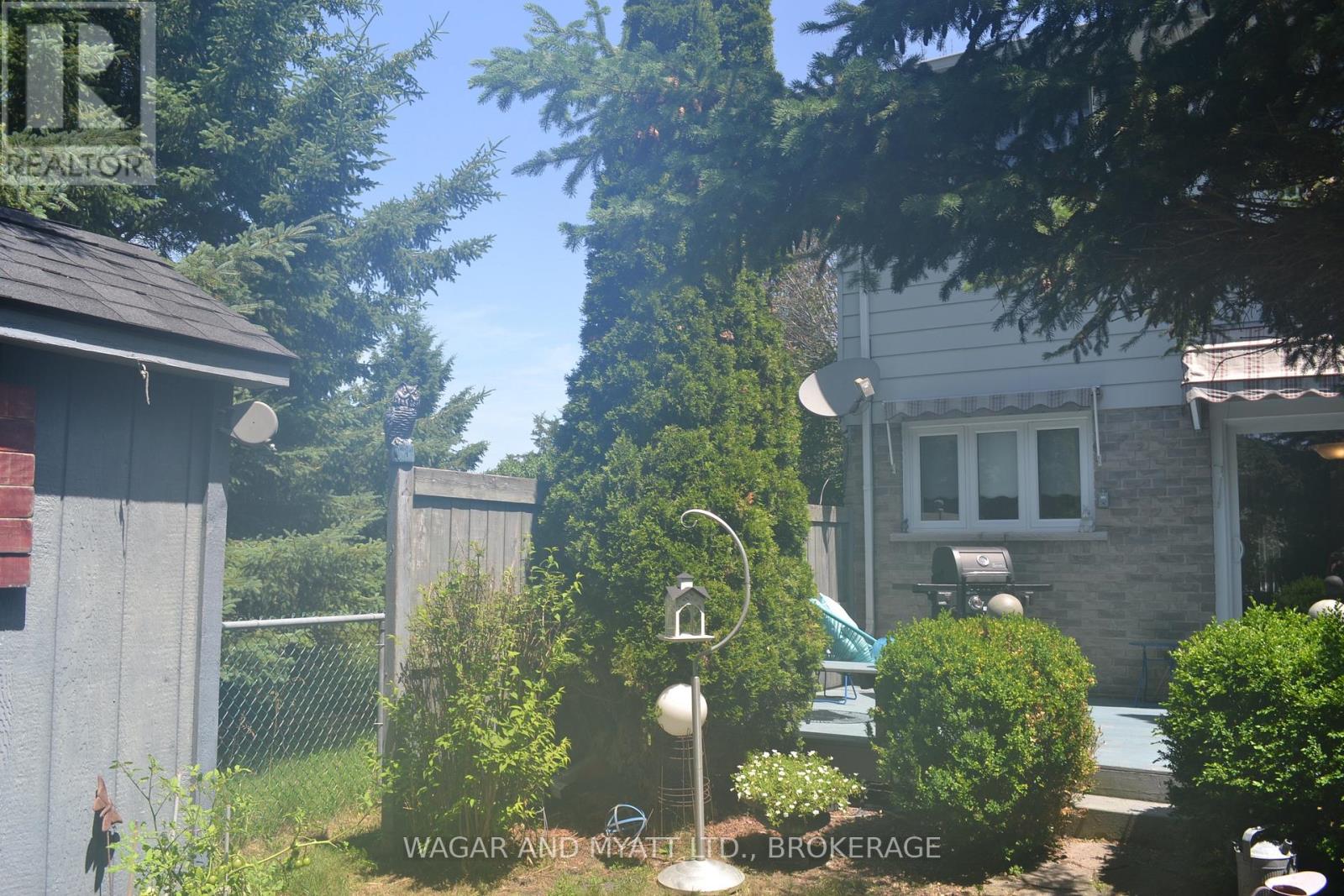 #30 60 WINCHESTER DRIVE - 19