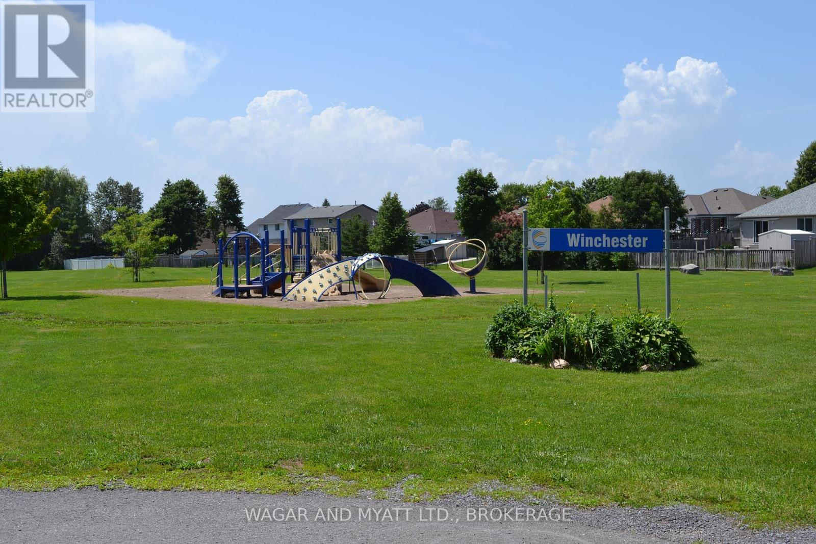 #30 60 WINCHESTER DRIVE - 21