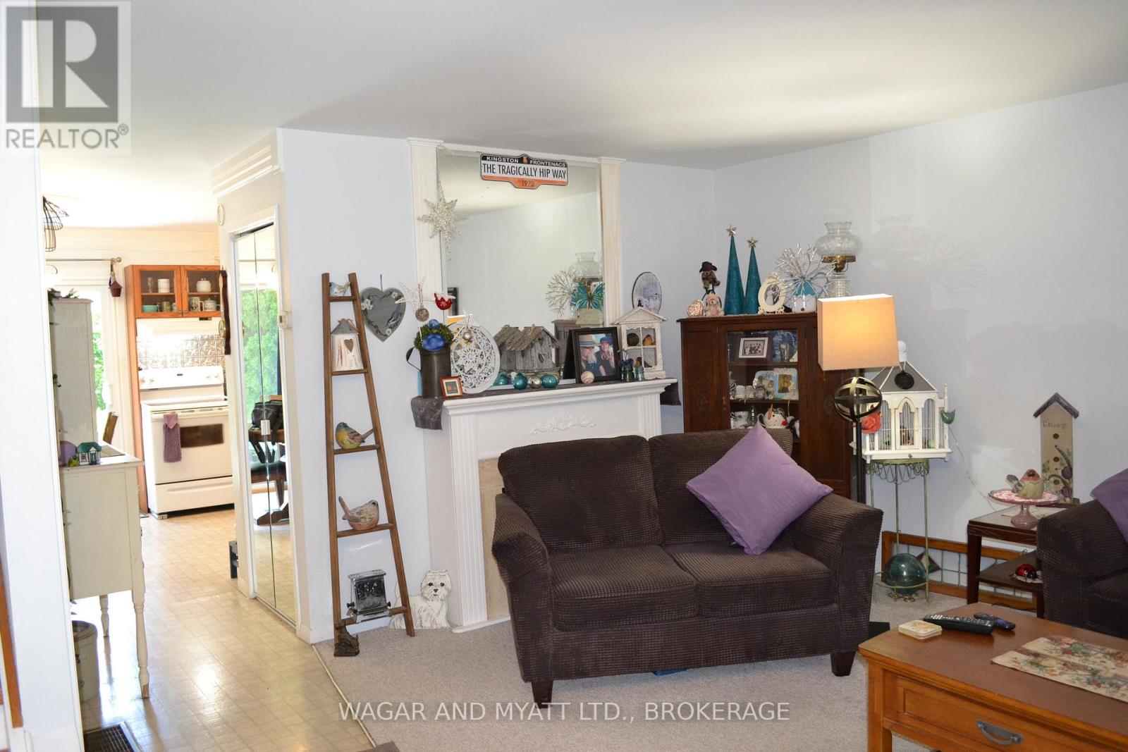 #30 60 WINCHESTER DRIVE - 8