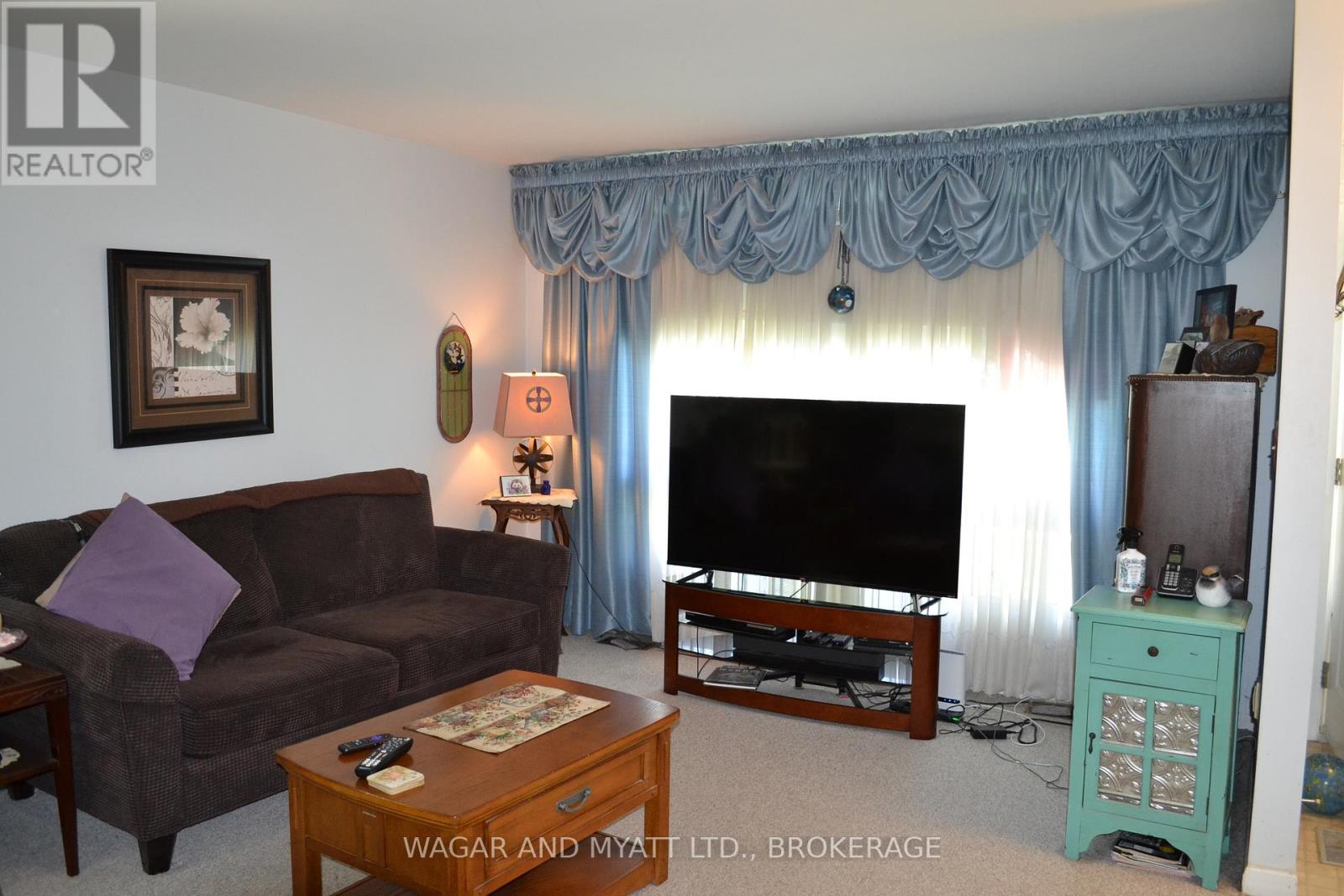 #30 60 WINCHESTER DRIVE - 9