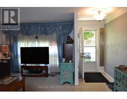 30 - 60 Winchester Drive, Greater Napanee, ON K7R3R2 Photo 10